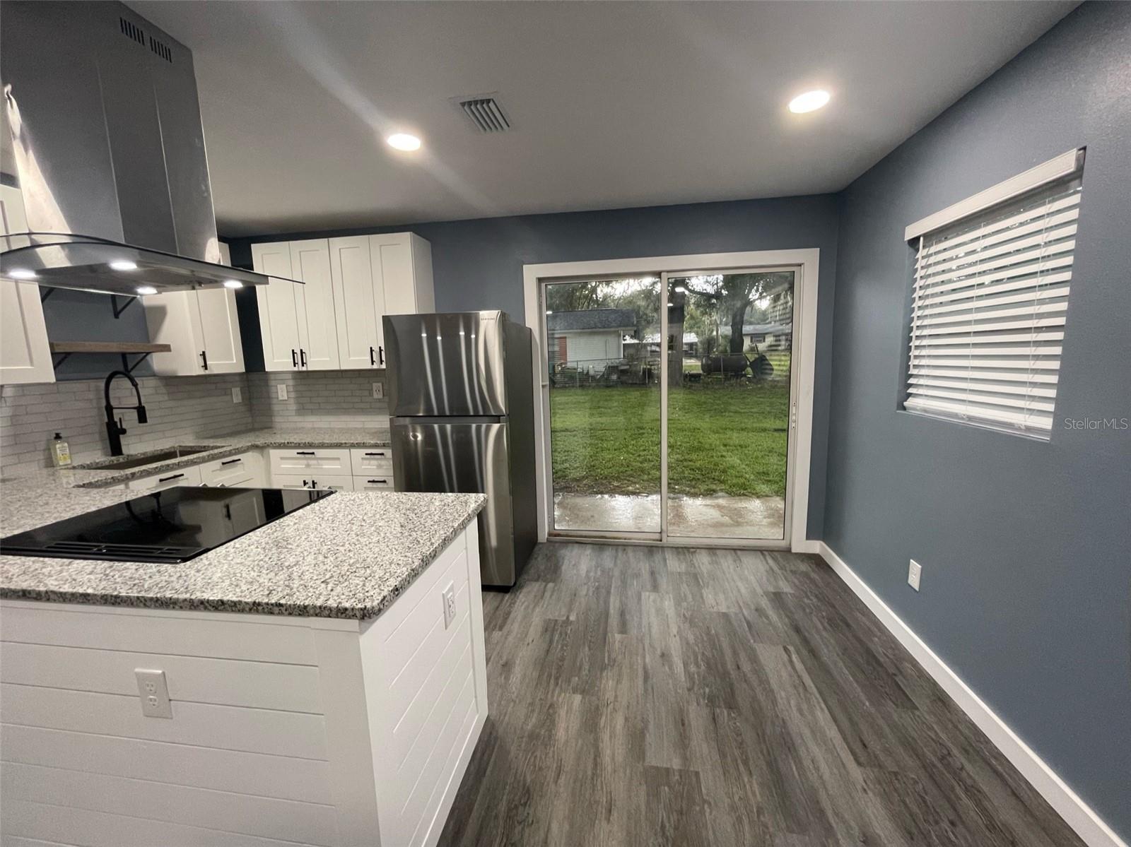 Image 7 of 25 For 1505 19th Court