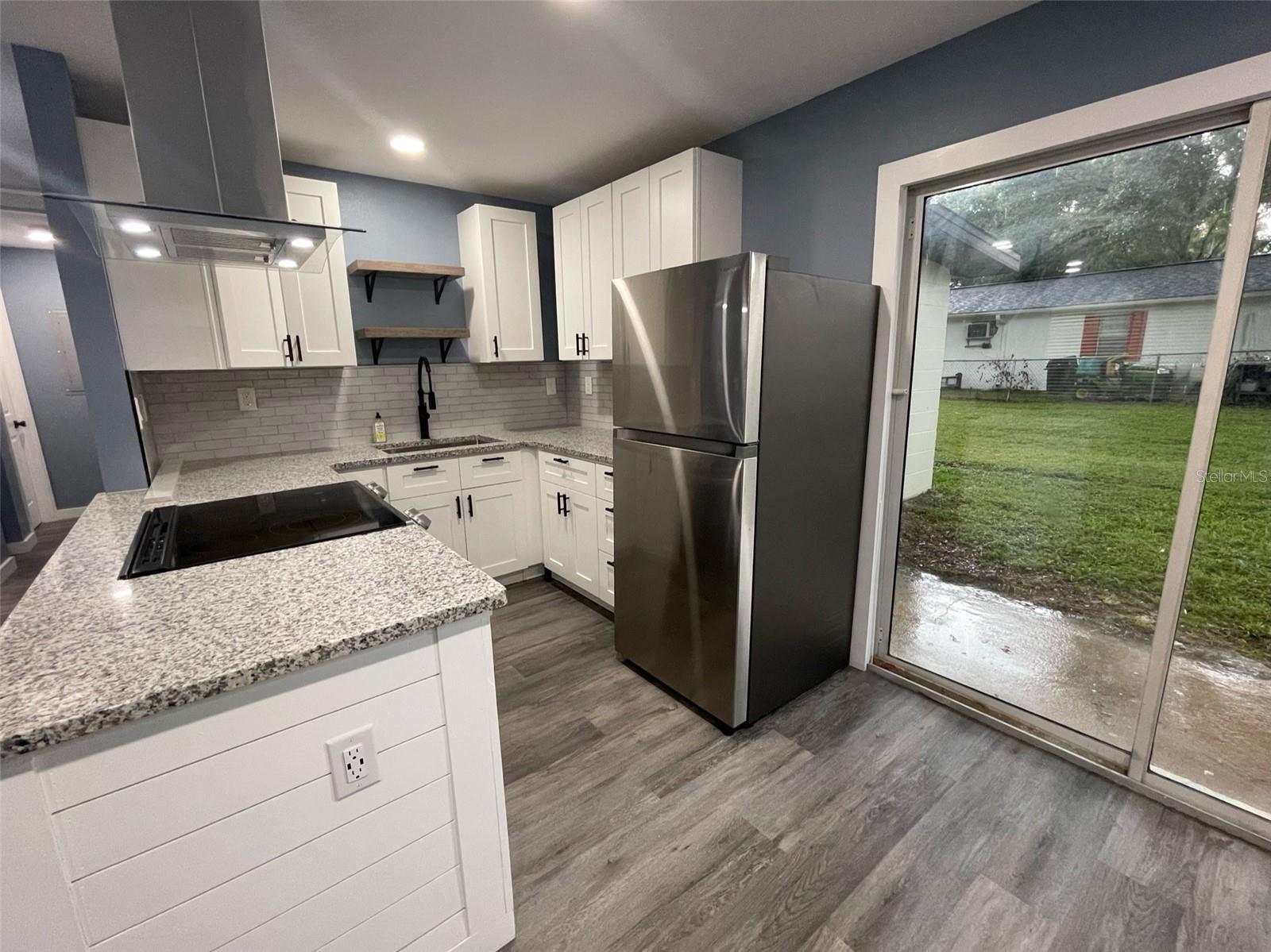 Image 9 of 25 For 1505 19th Court