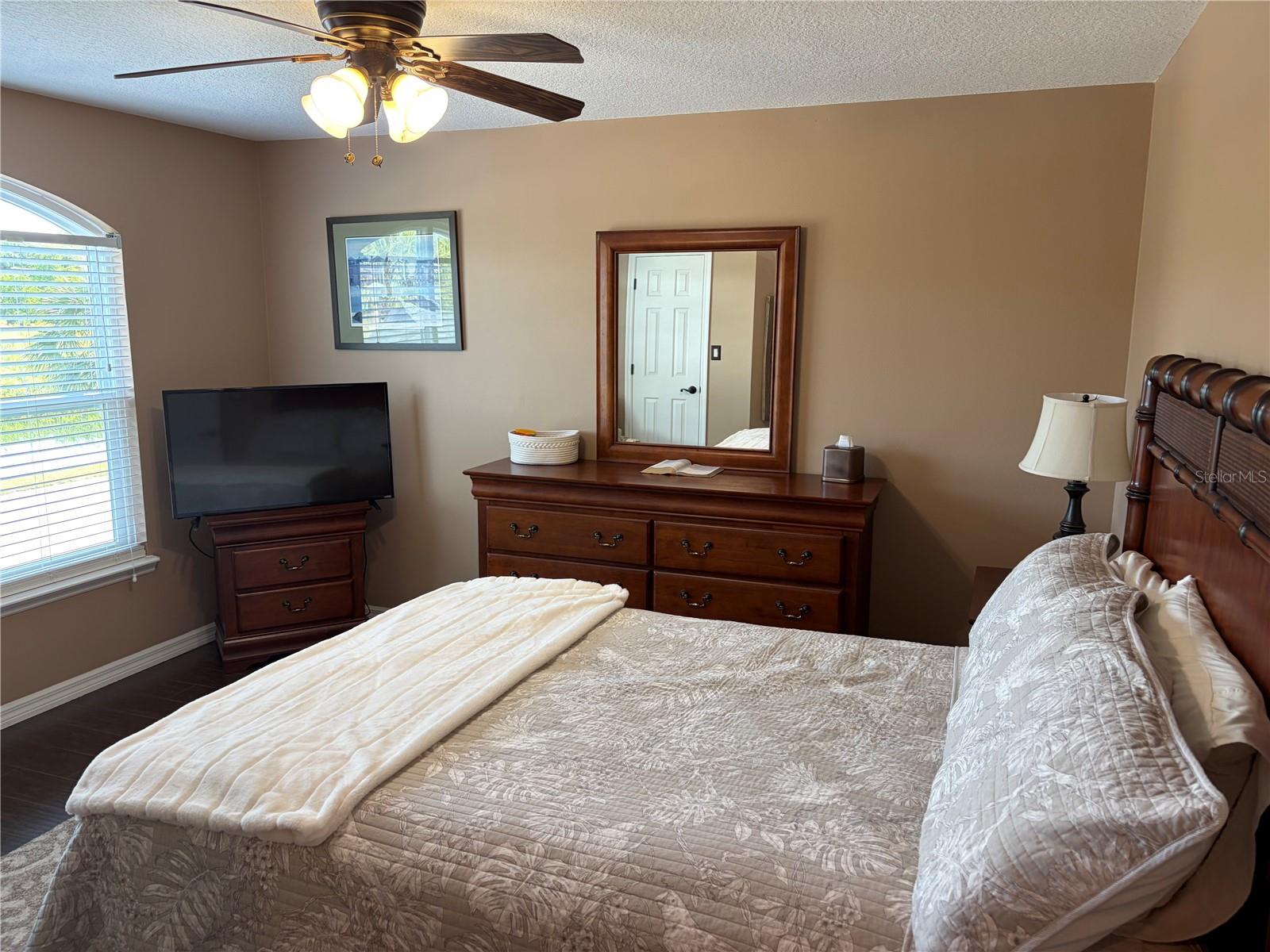 Image 22 of 30 For 889 Eagle Claw Court