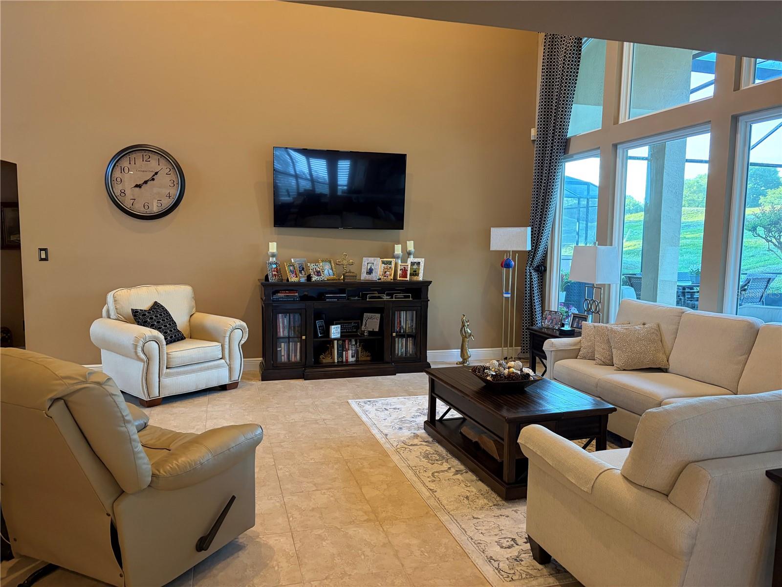 Image 6 of 30 For 889 Eagle Claw Court