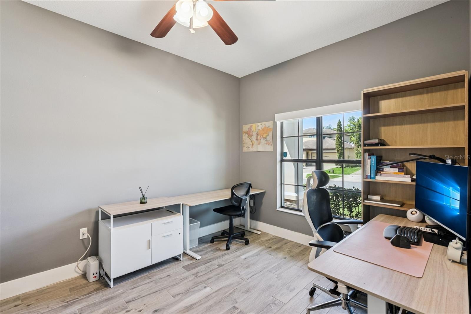 Image 14 of 22 For 9979 Armando Circle