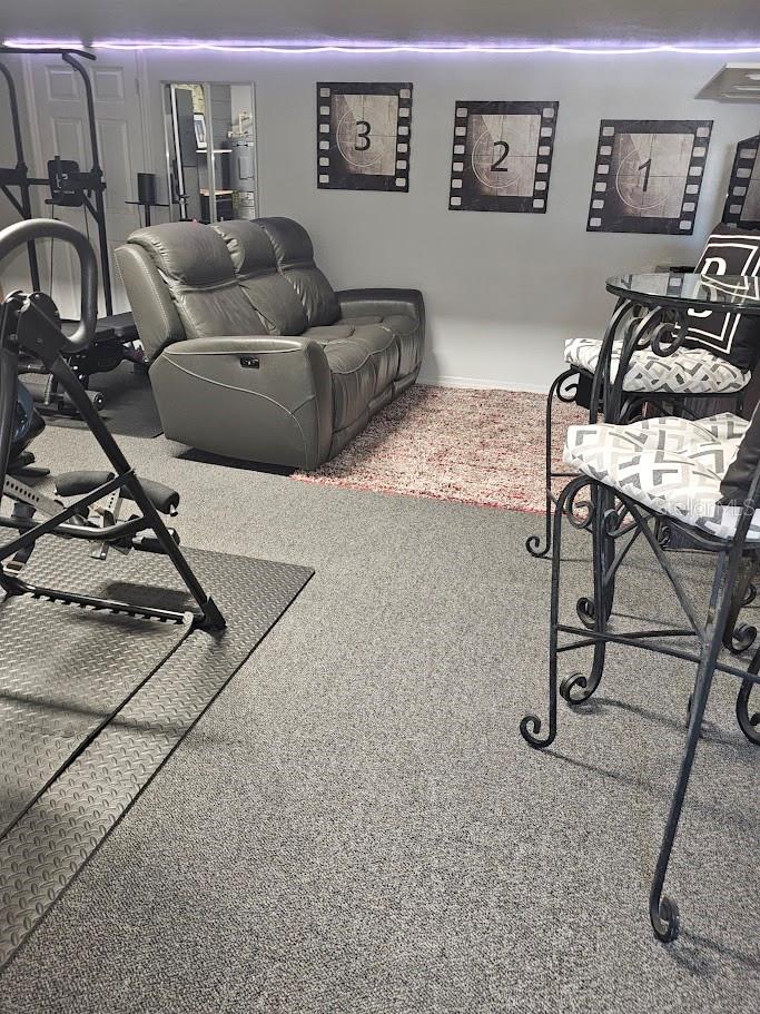 Image 17 of 29 For 1290 Seasons Boulevard