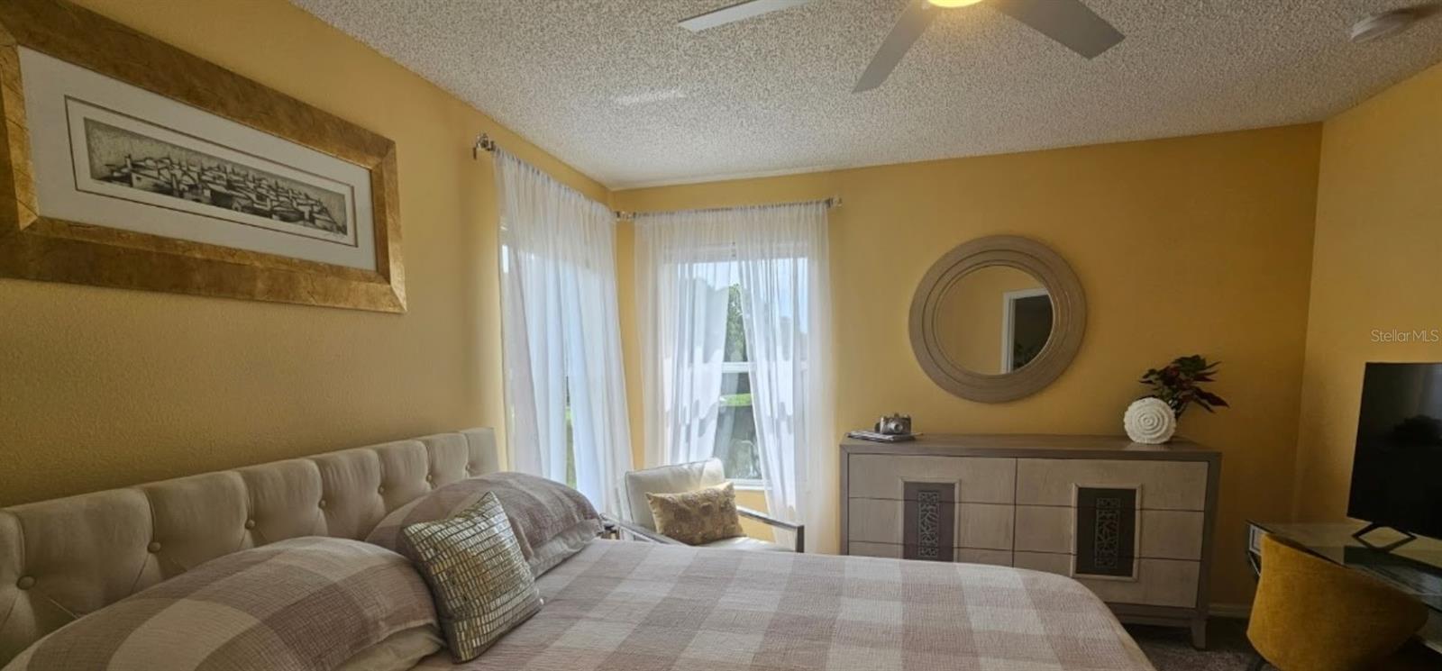 Image 23 of 29 For 1290 Seasons Boulevard