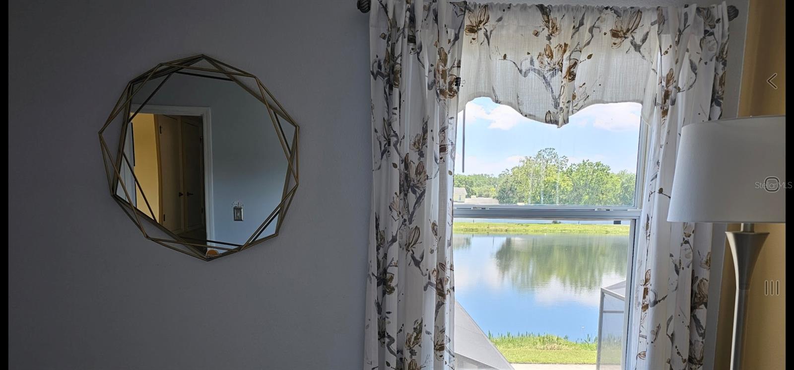 Image 25 of 29 For 1290 Seasons Boulevard