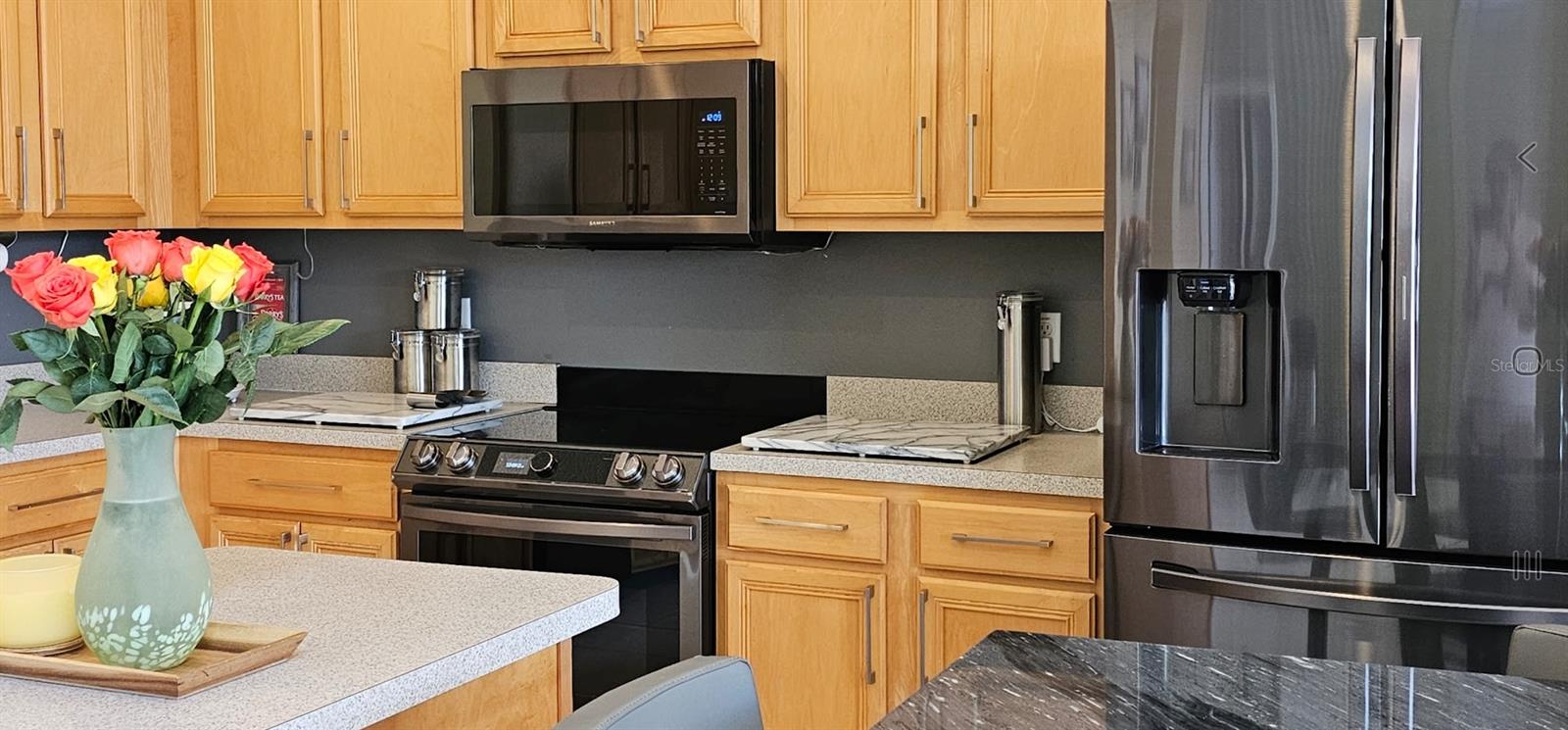 Image 7 of 29 For 1290 Seasons Boulevard