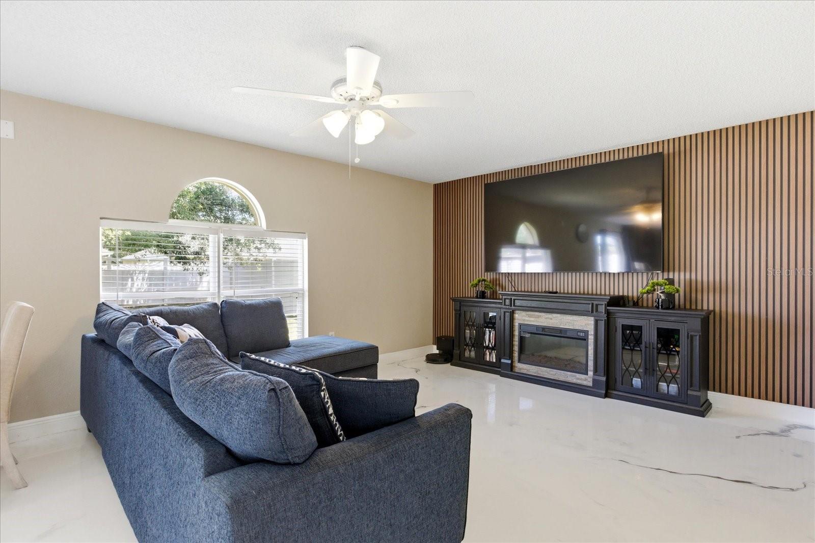 Image 10 of 39 For 2126 Blackstone Landing Drive