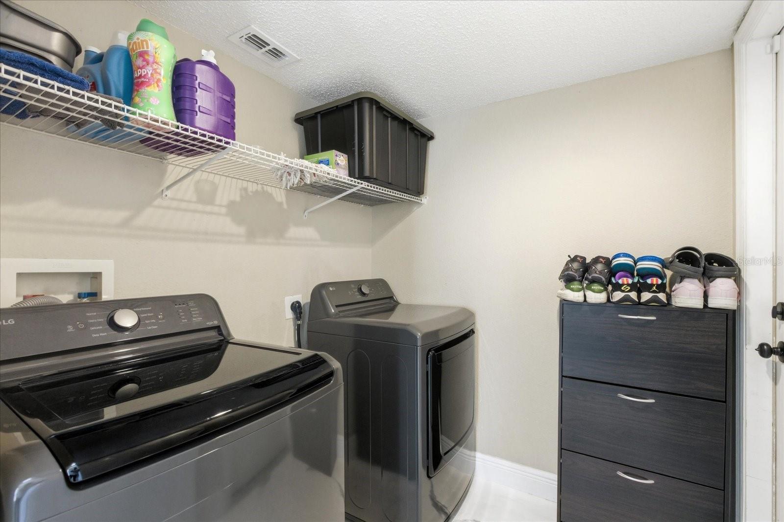 Image 32 of 39 For 2126 Blackstone Landing Drive