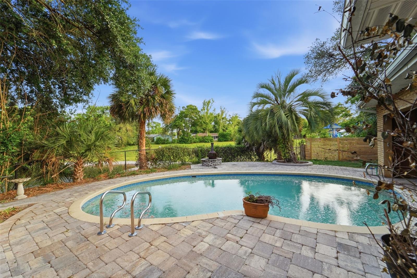 Image 18 of 58 For 148 Sunset Drive