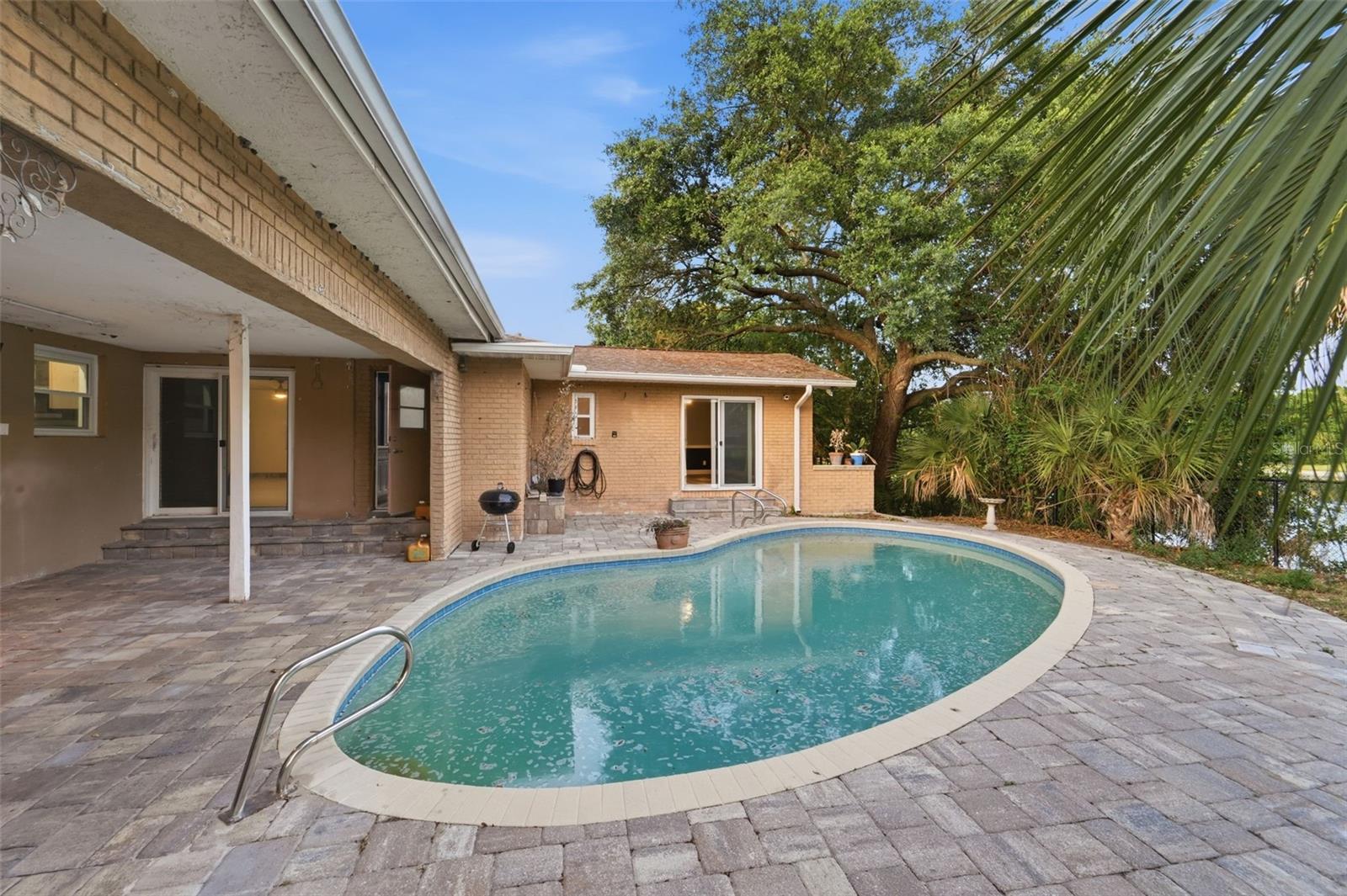 Image 19 of 58 For 148 Sunset Drive