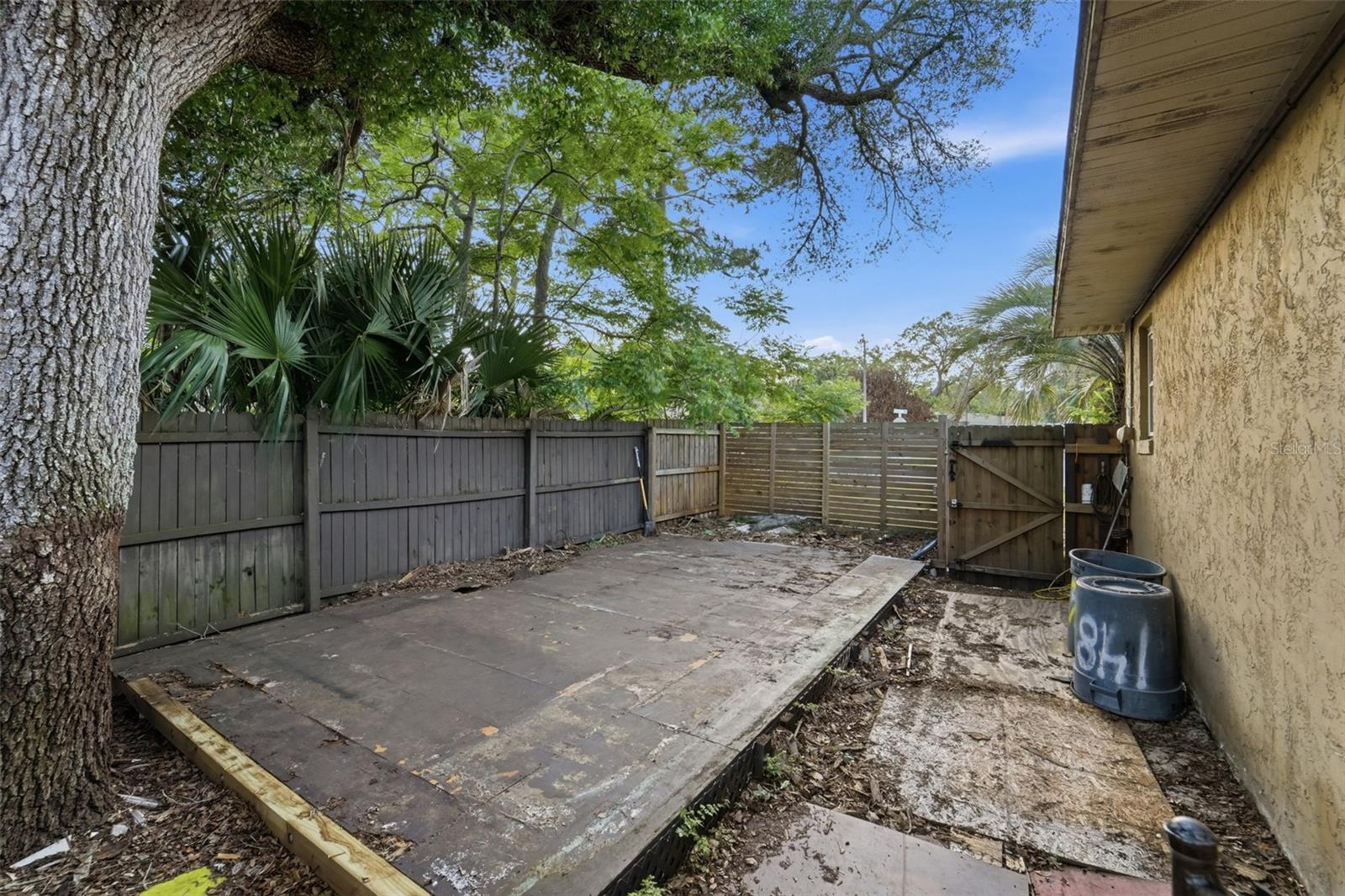 Image 22 of 58 For 148 Sunset Drive