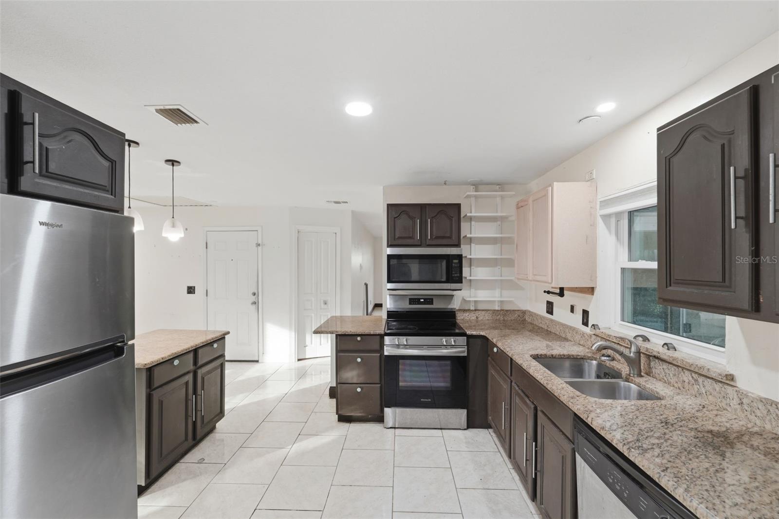 Image 35 of 58 For 148 Sunset Drive