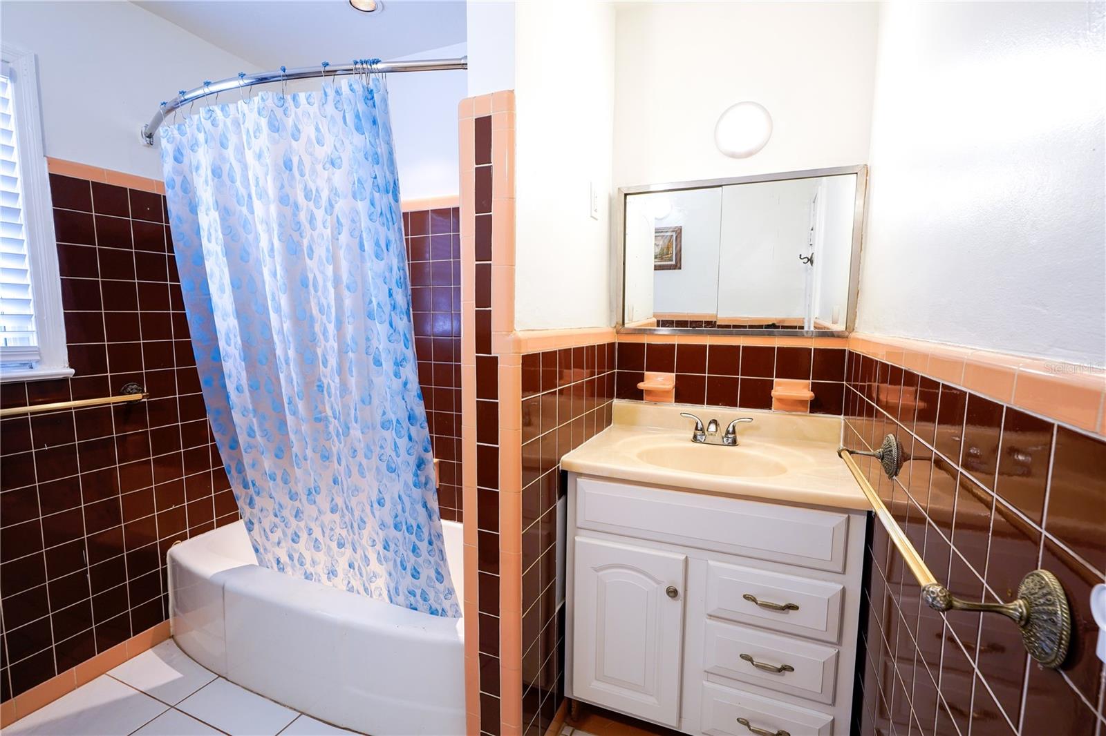 Image 13 of 23 For 1208 Halifax Avenue