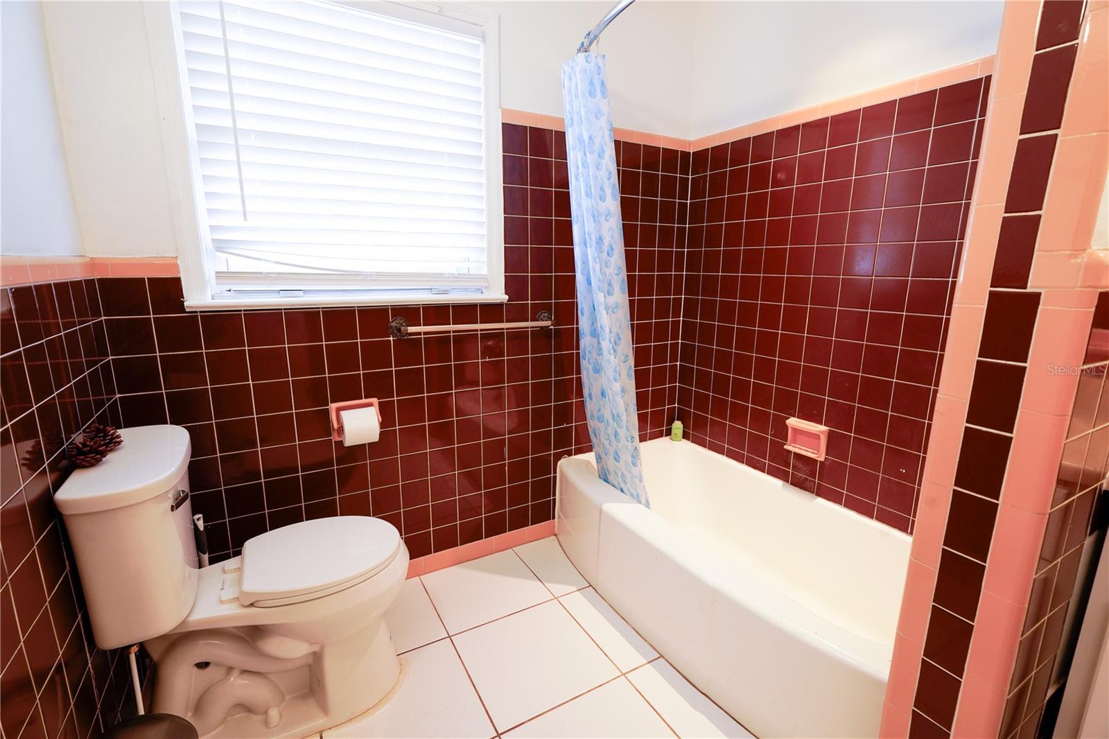 Image 15 of 23 For 1208 Halifax Avenue