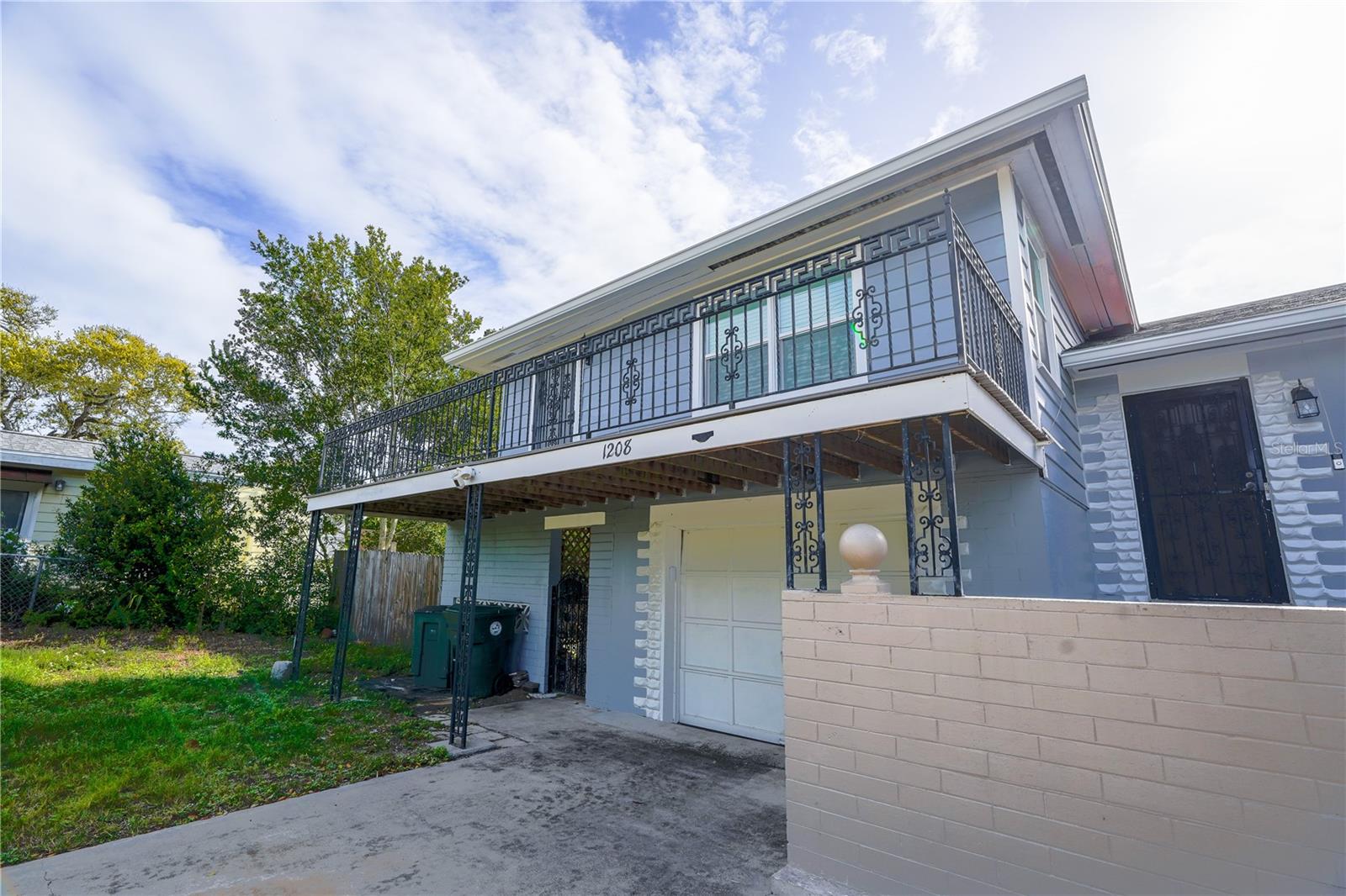 Image 3 of 23 For 1208 Halifax Avenue