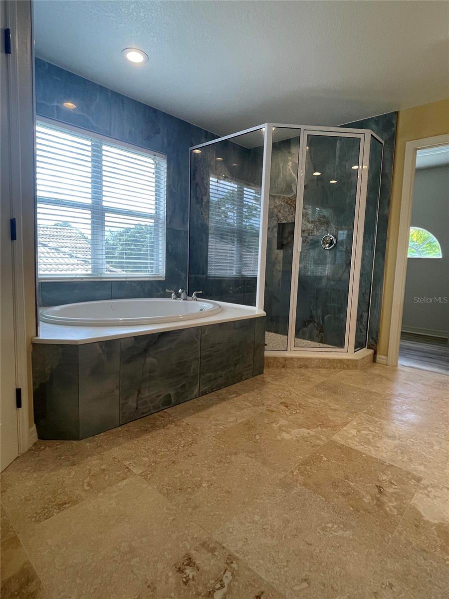 Image 12 of 50 For 759 Fordingbridge Way