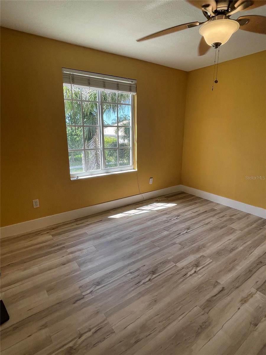 Image 17 of 50 For 759 Fordingbridge Way