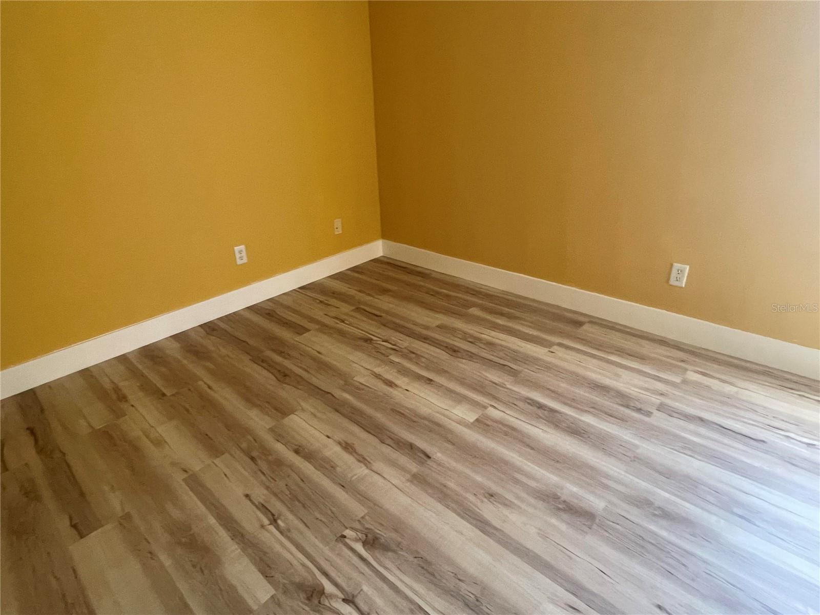 Image 3 of 50 For 759 Fordingbridge Way