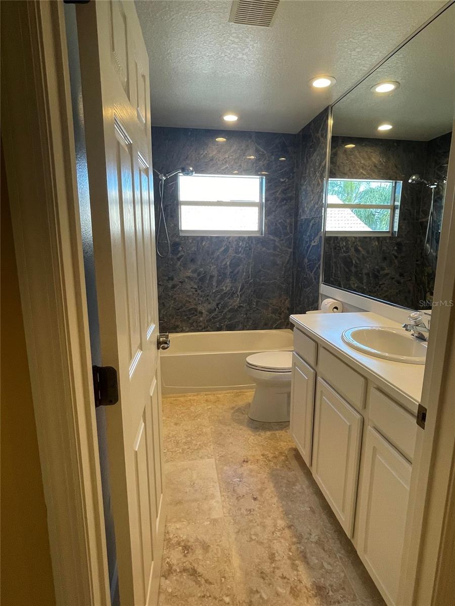 Image 4 of 50 For 759 Fordingbridge Way