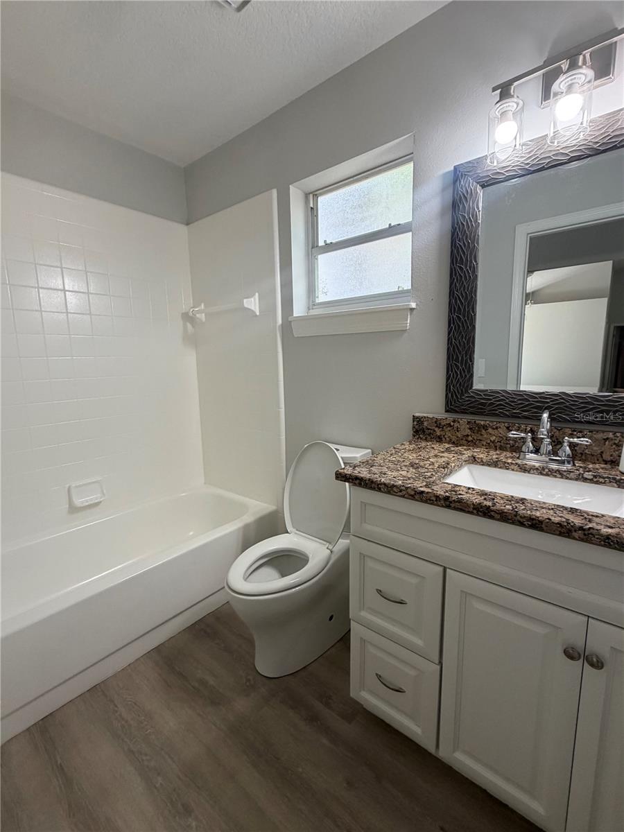 Image 15 of 18 For 370 Cobble Court