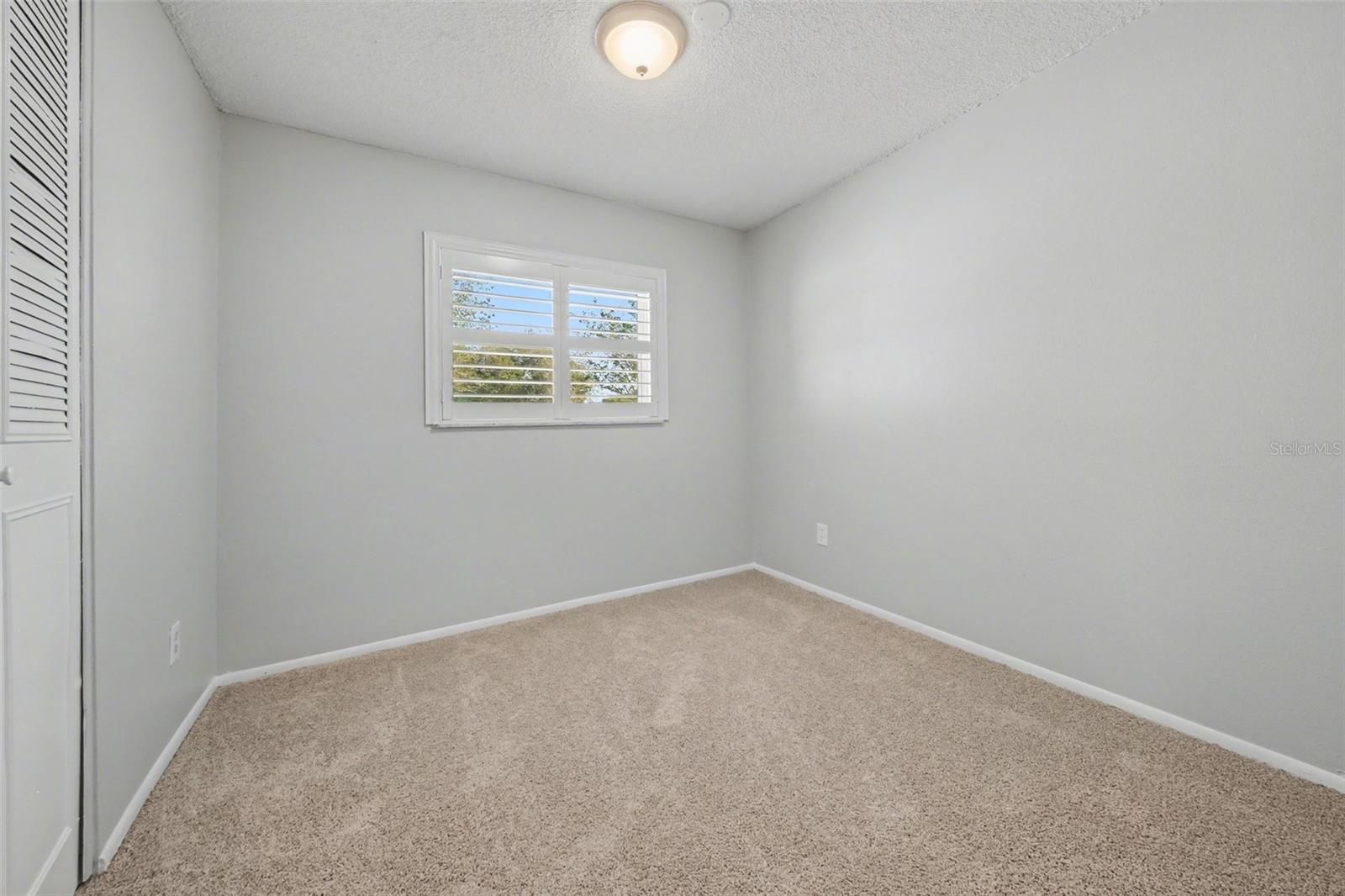 Image 14 of 25 For 722 Galsworthy Avenue