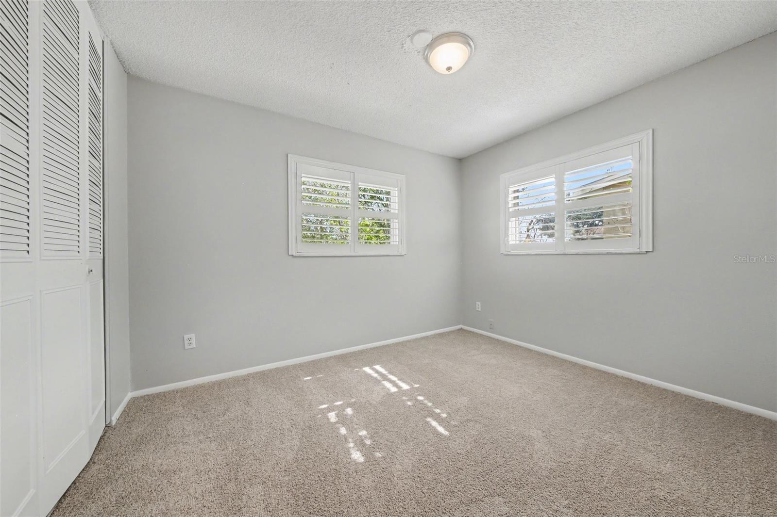 Image 15 of 25 For 722 Galsworthy Avenue