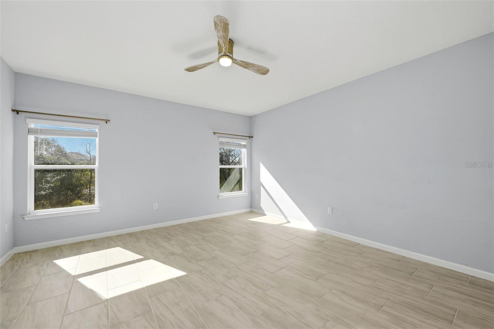 Image 13 of 27 For 575 Avila Place