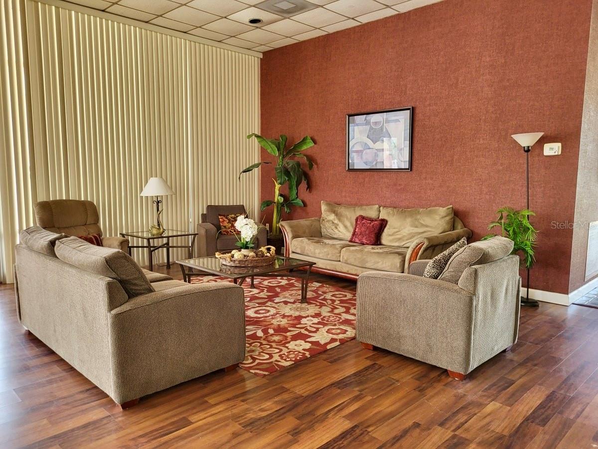 Image 19 of 28 For 506 Orange Drive 15