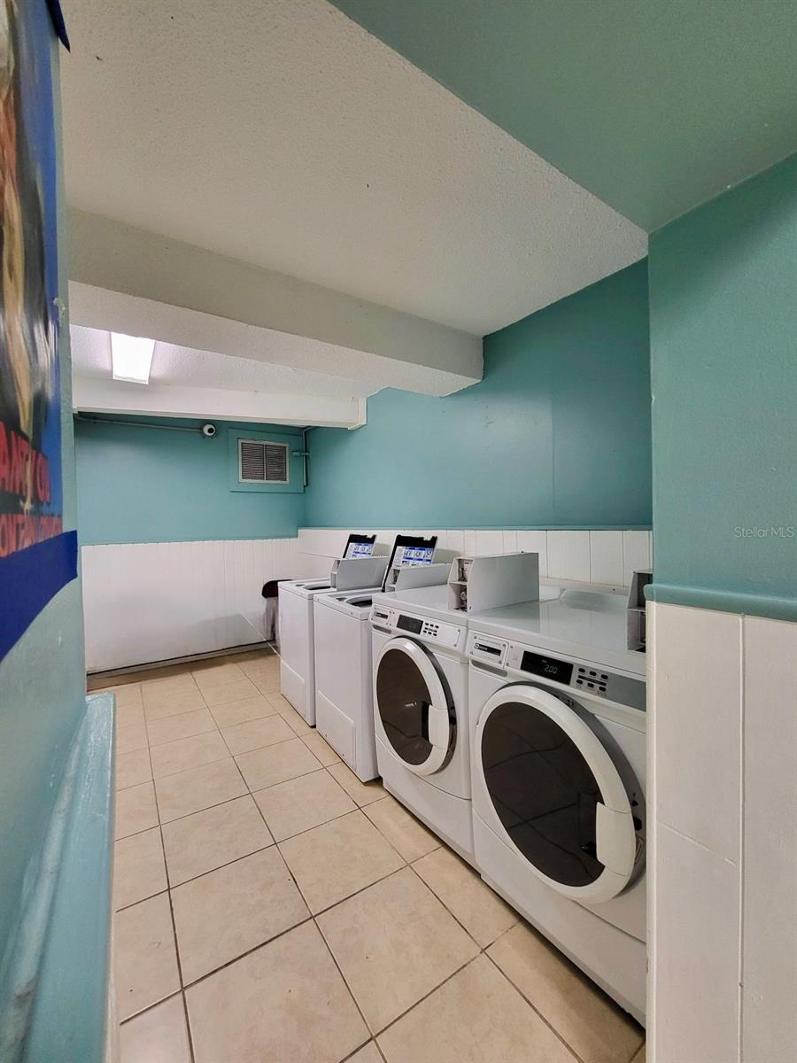 Image 24 of 28 For 506 Orange Drive 15