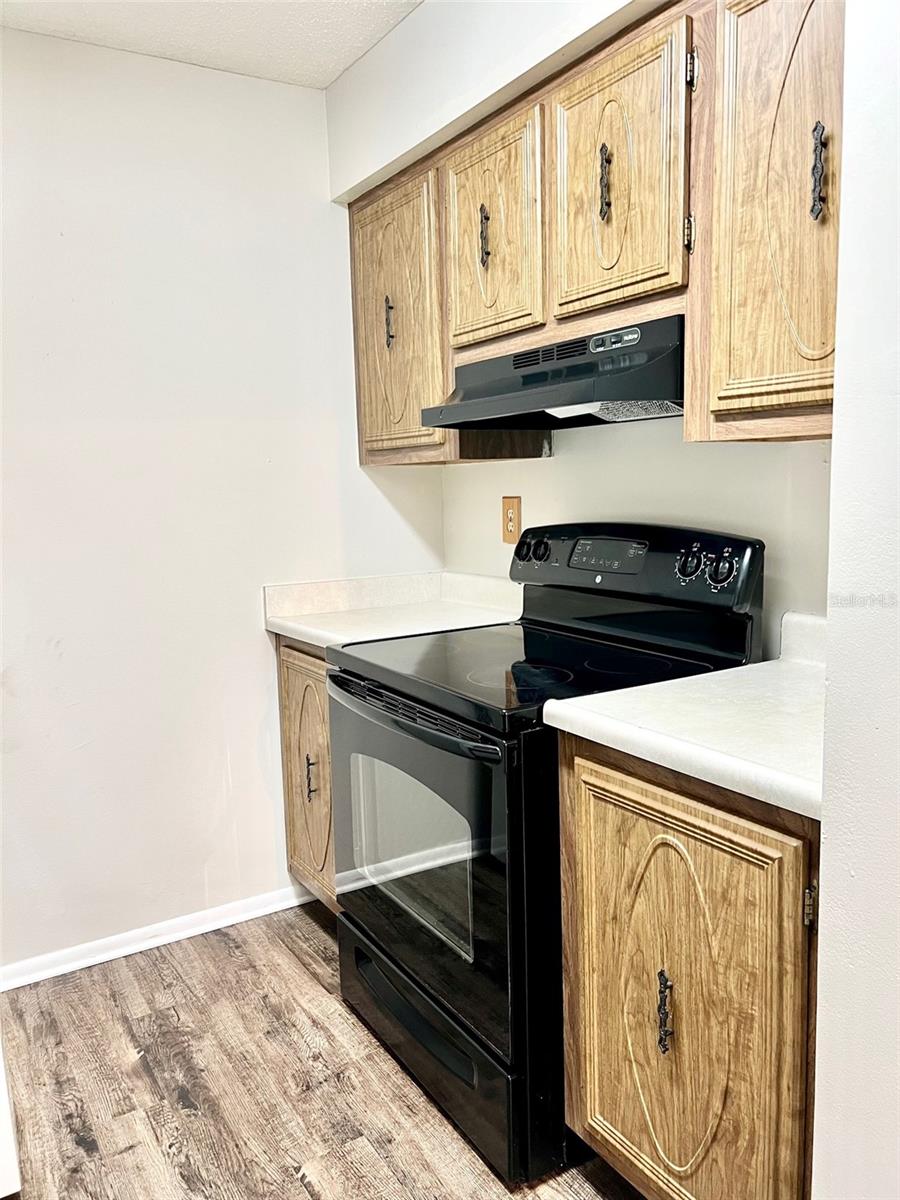 Image 8 of 28 For 506 Orange Drive 15