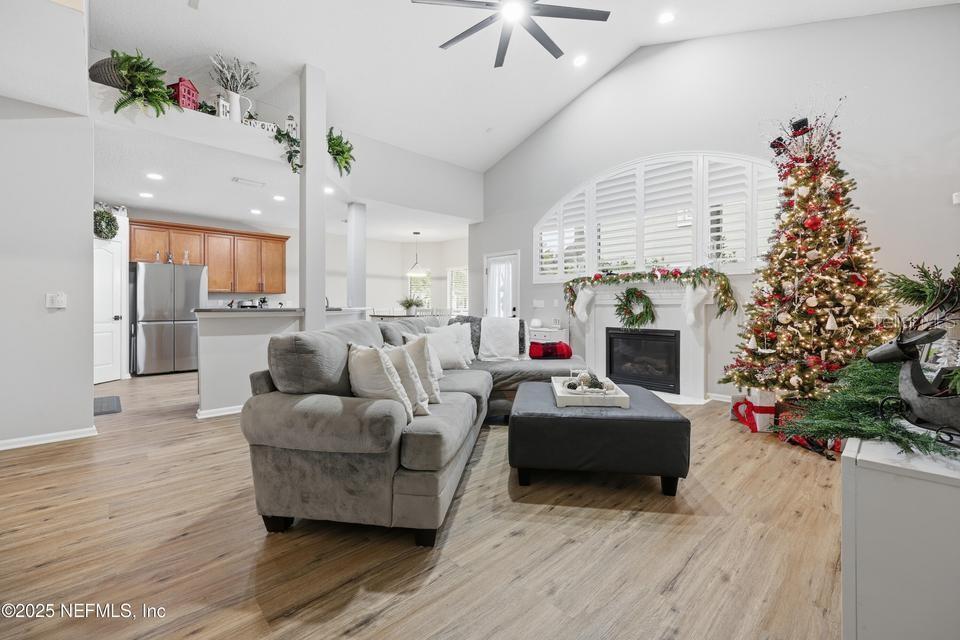 Image 15 of 58 For 2301 Country Side Drive