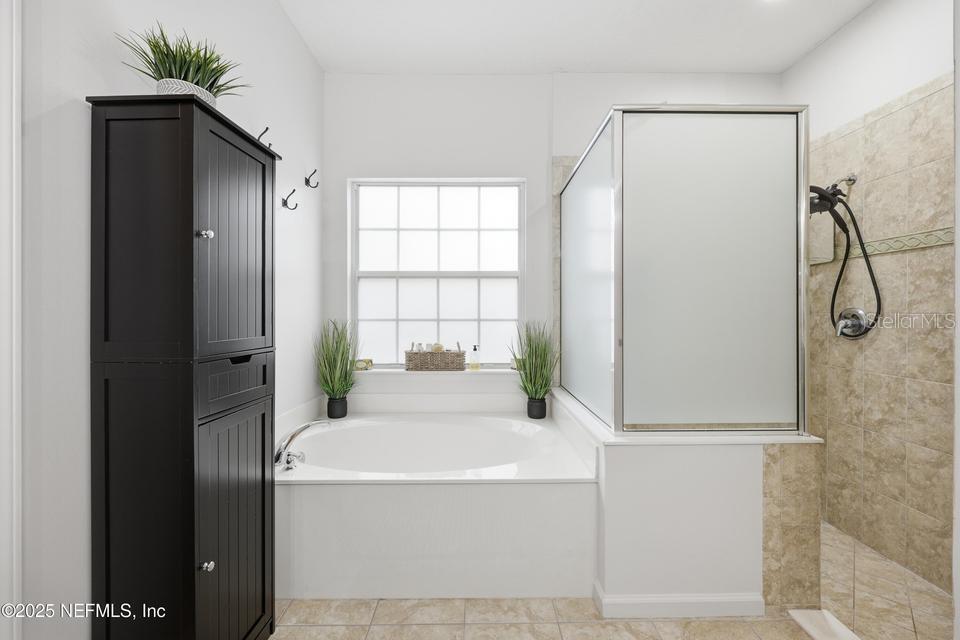 Image 25 of 58 For 2301 Country Side Drive