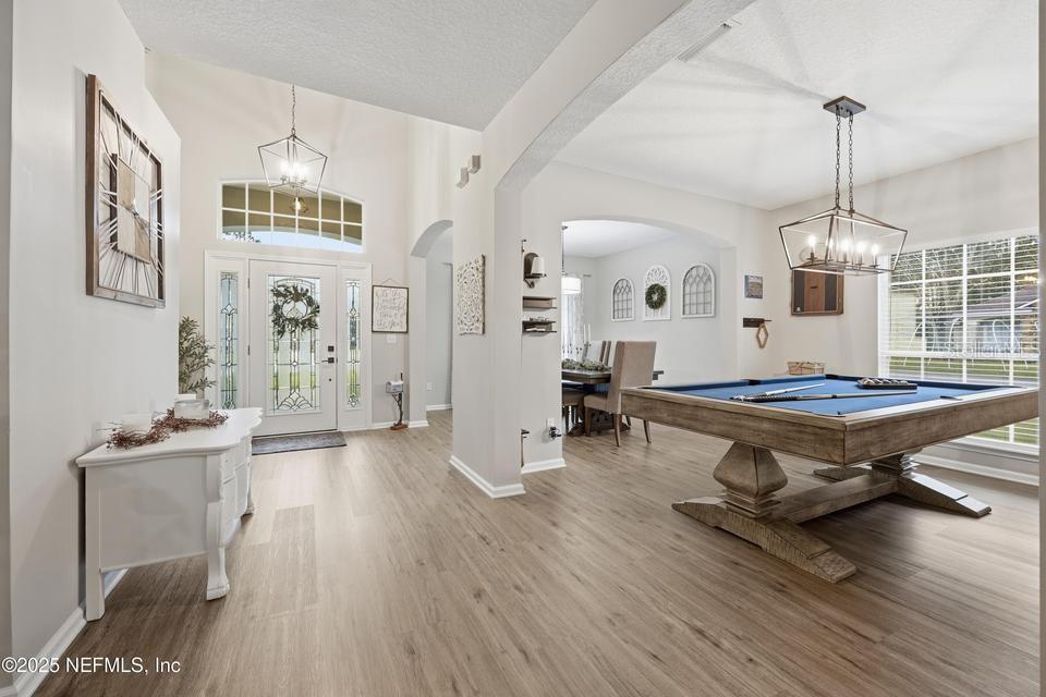 Image 6 of 58 For 2301 Country Side Drive