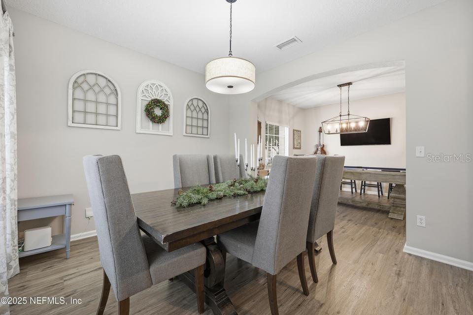 Image 7 of 58 For 2301 Country Side Drive