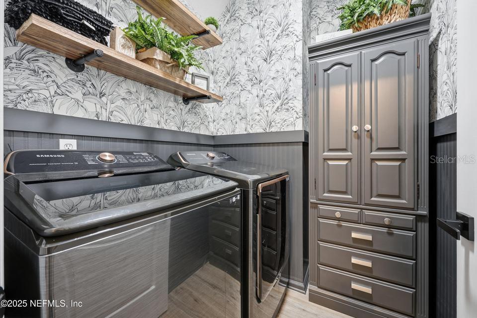 Image 9 of 58 For 2301 Country Side Drive