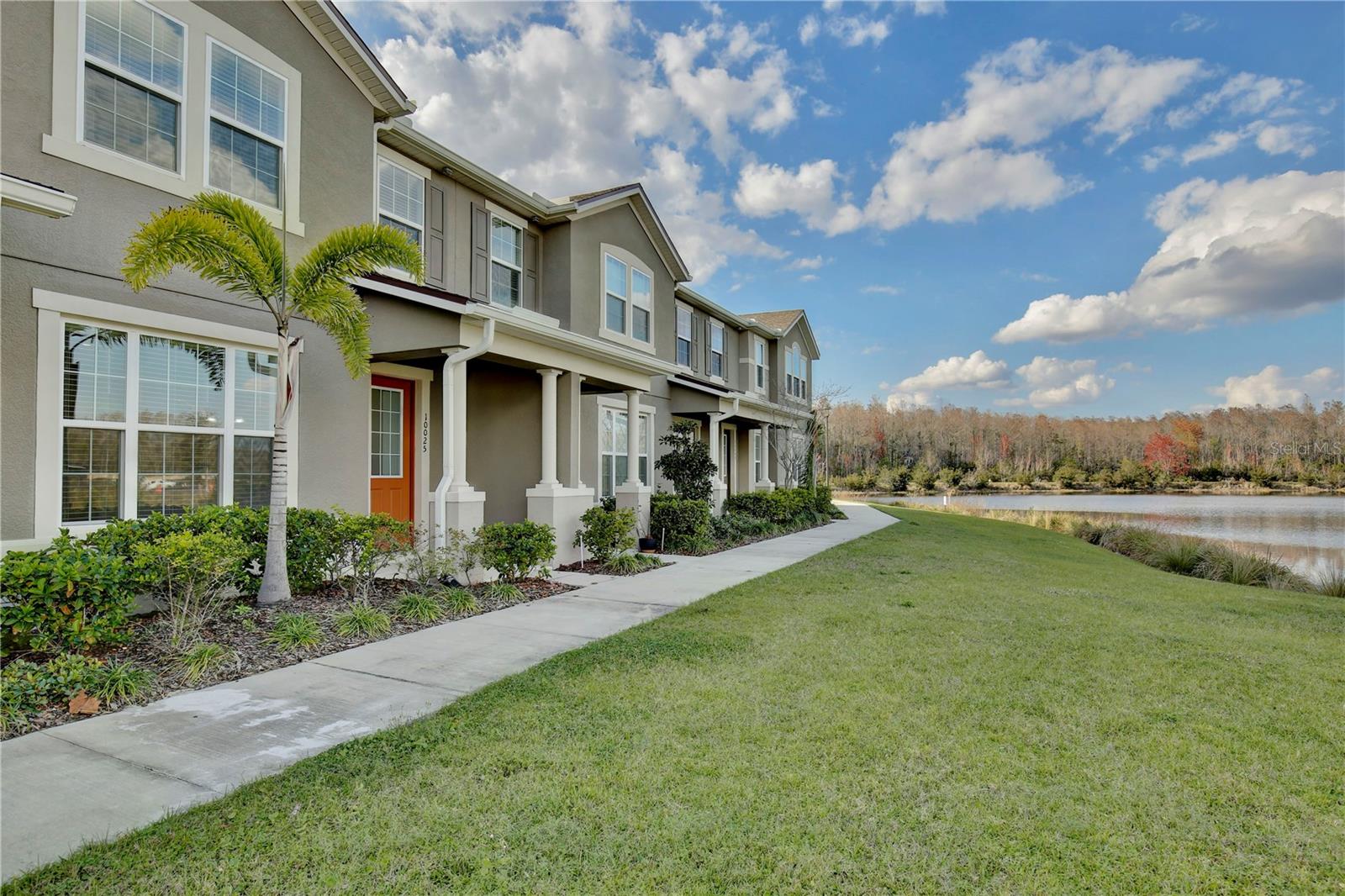 Image 2 of 26 For 10025 Eagle Rock Alley