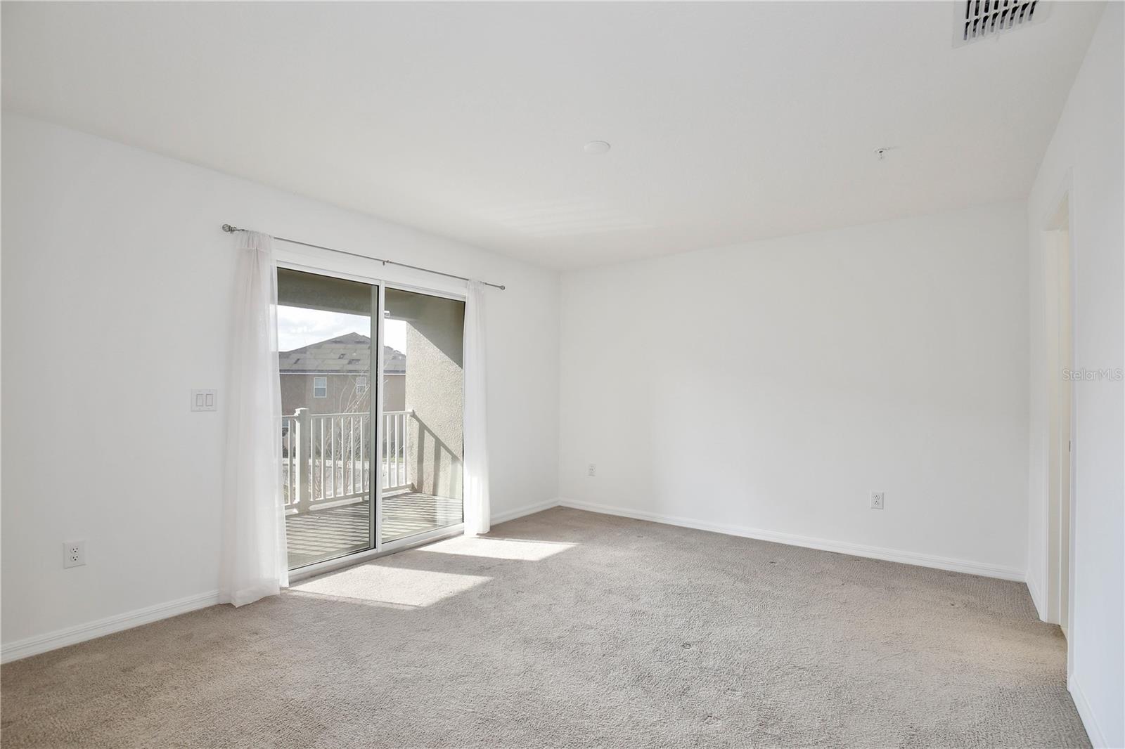 Image 9 of 26 For 10025 Eagle Rock Alley