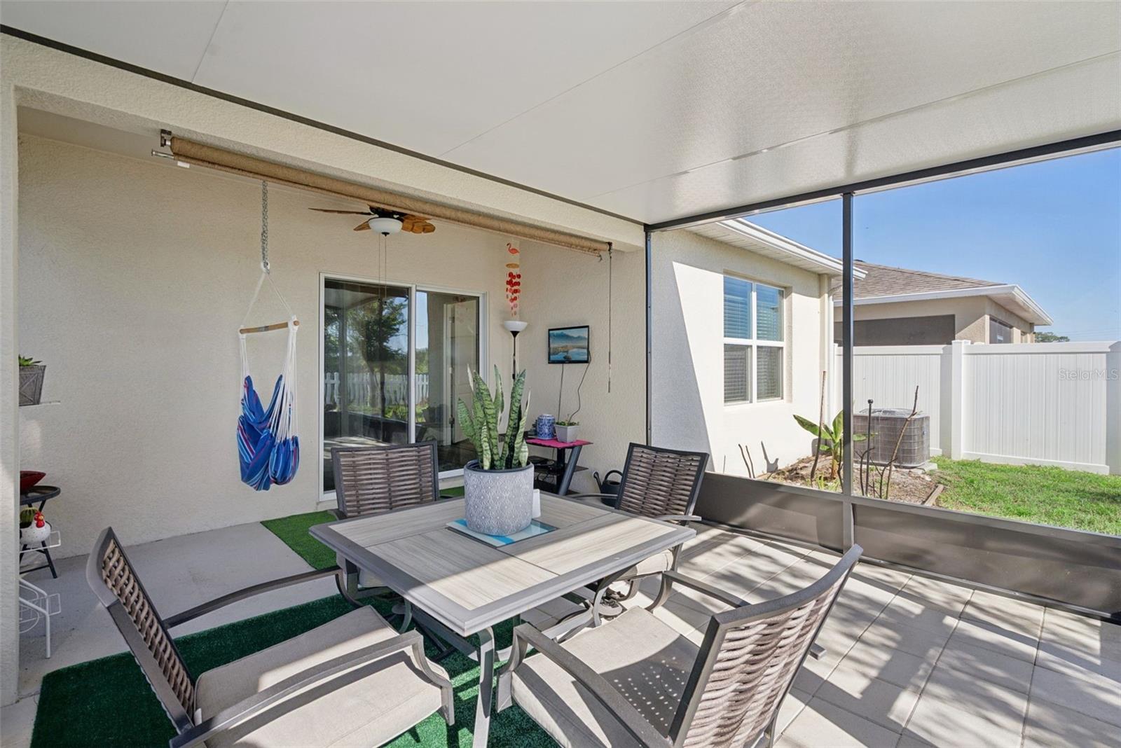 Image 28 of 35 For 916 August Sky Drive