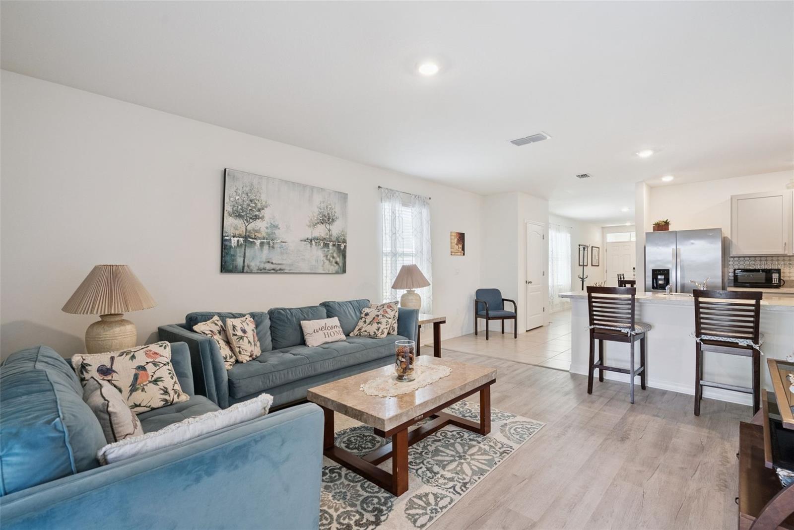 Image 6 of 35 For 916 August Sky Drive