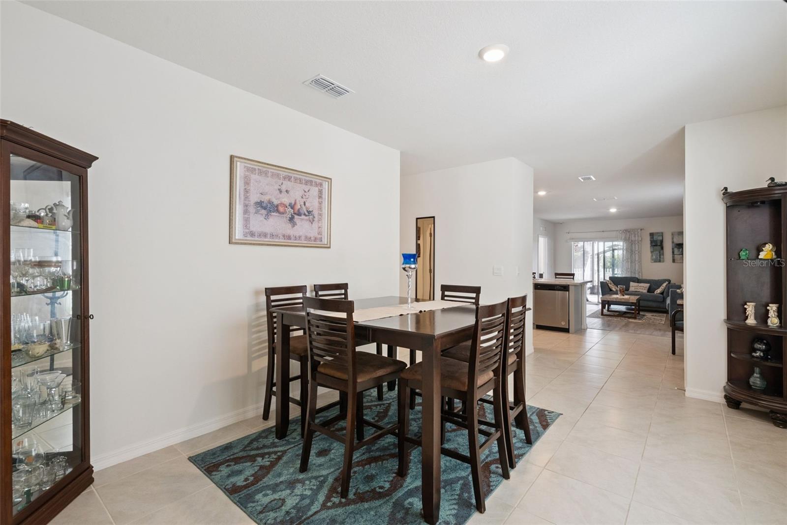 Image 8 of 35 For 916 August Sky Drive