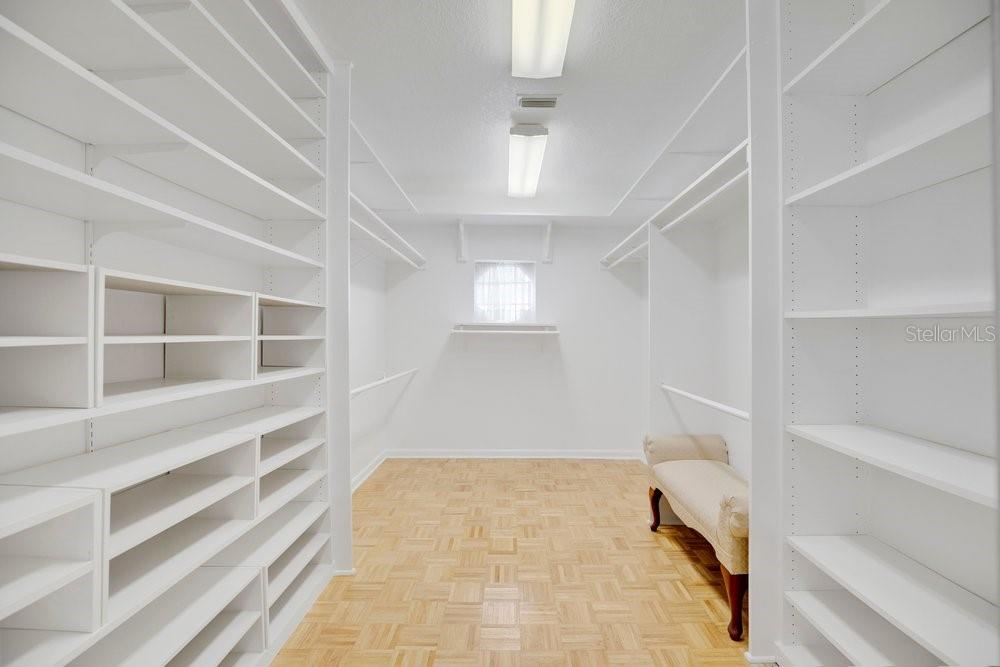 Image 18 of 34 For 206 Cattail Court