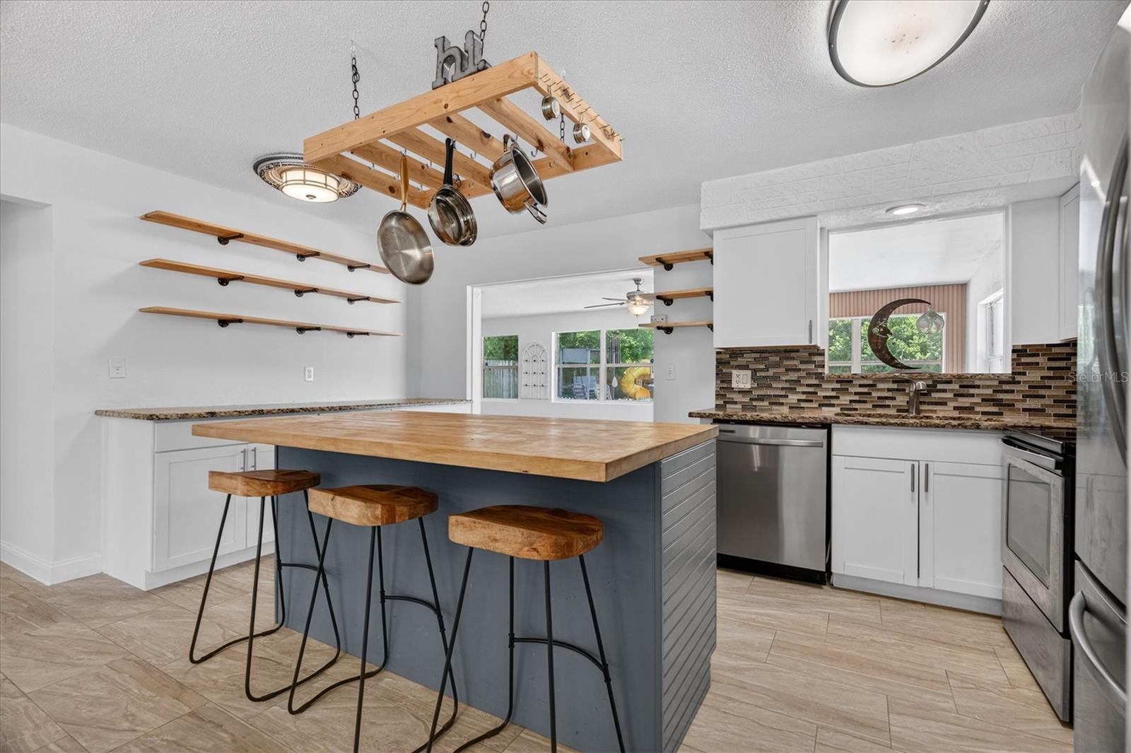 Image 20 of 52 For 2524 Florida Boulevard