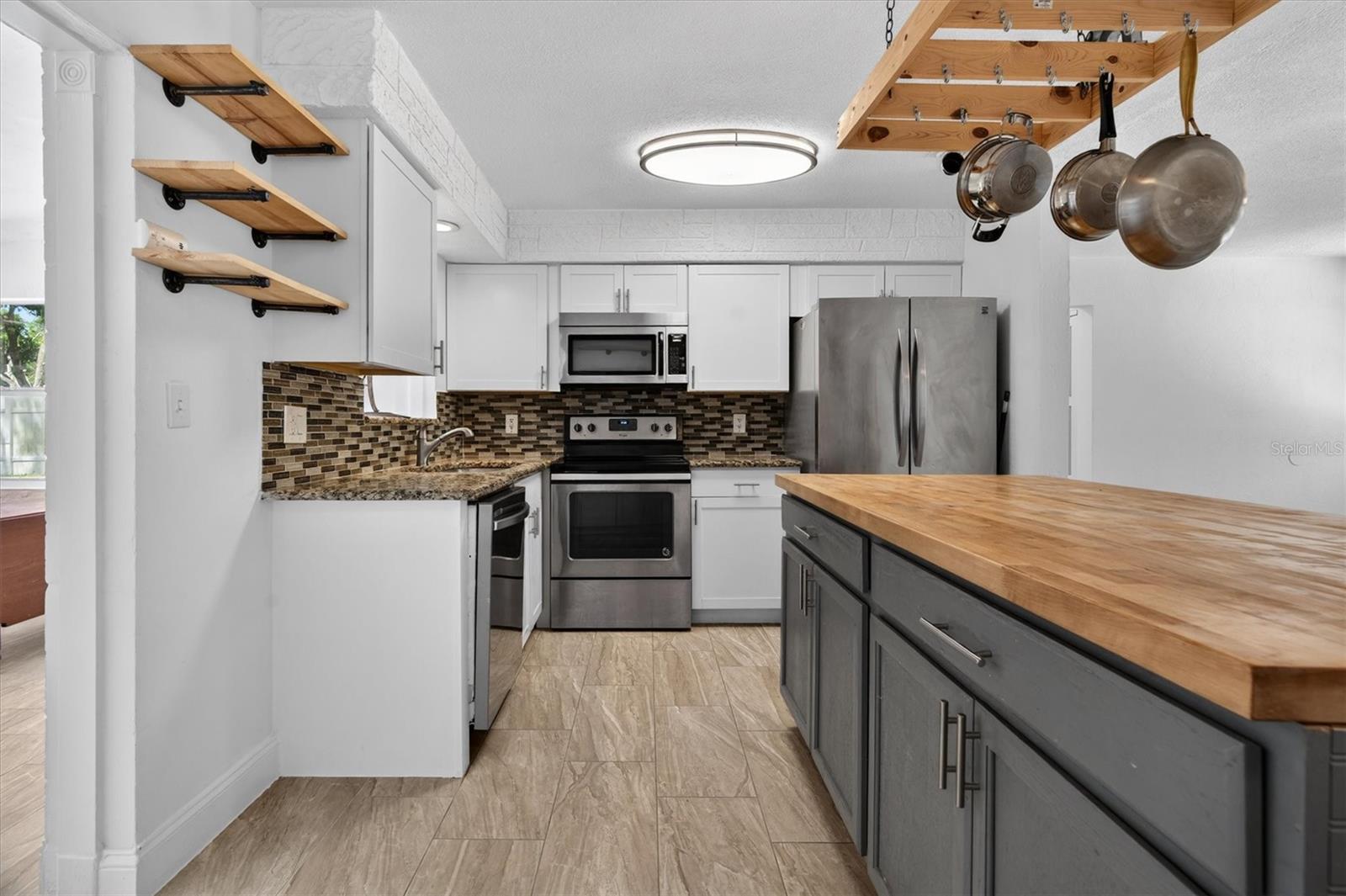 Image 21 of 52 For 2524 Florida Boulevard