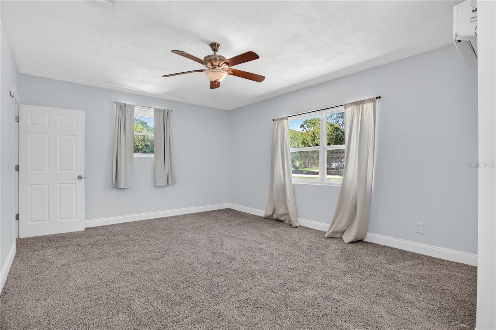 Image 35 of 52 For 2524 Florida Boulevard