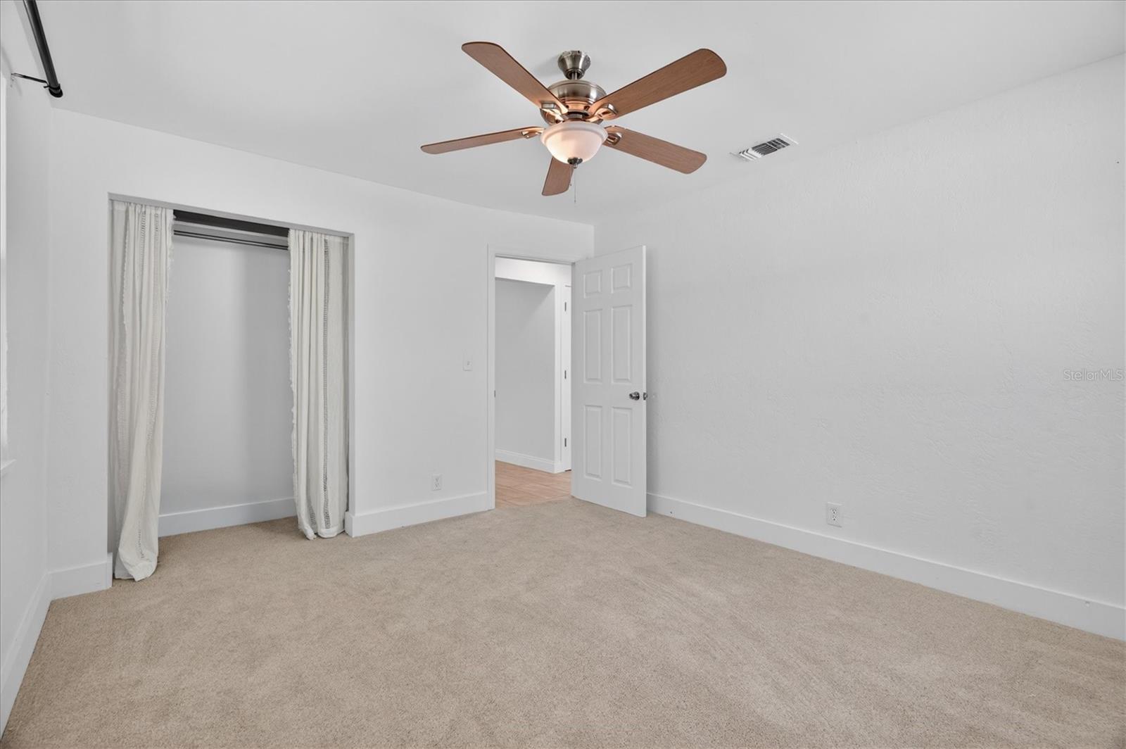 Image 37 of 52 For 2524 Florida Boulevard