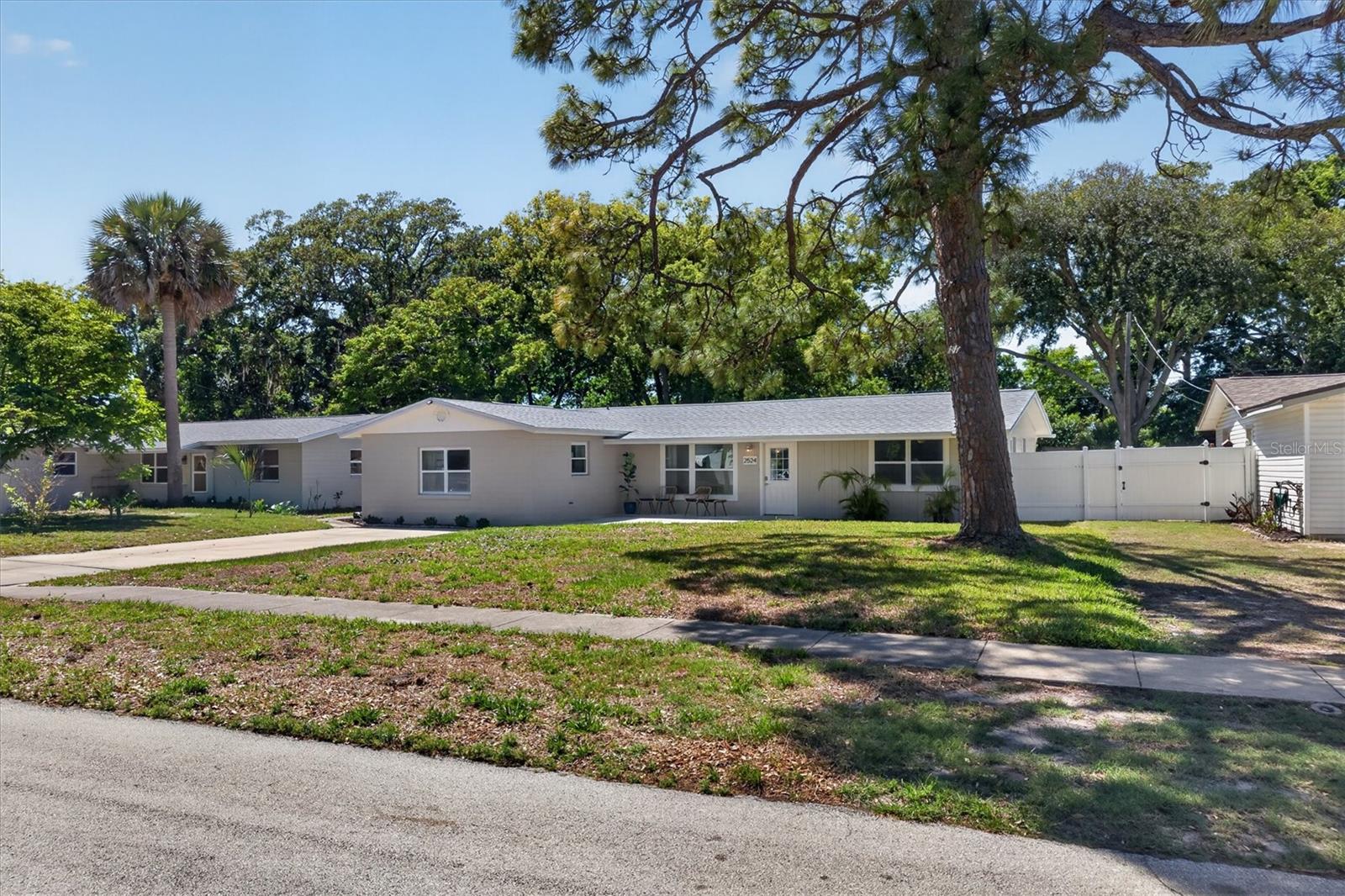 Image 5 of 52 For 2524 Florida Boulevard