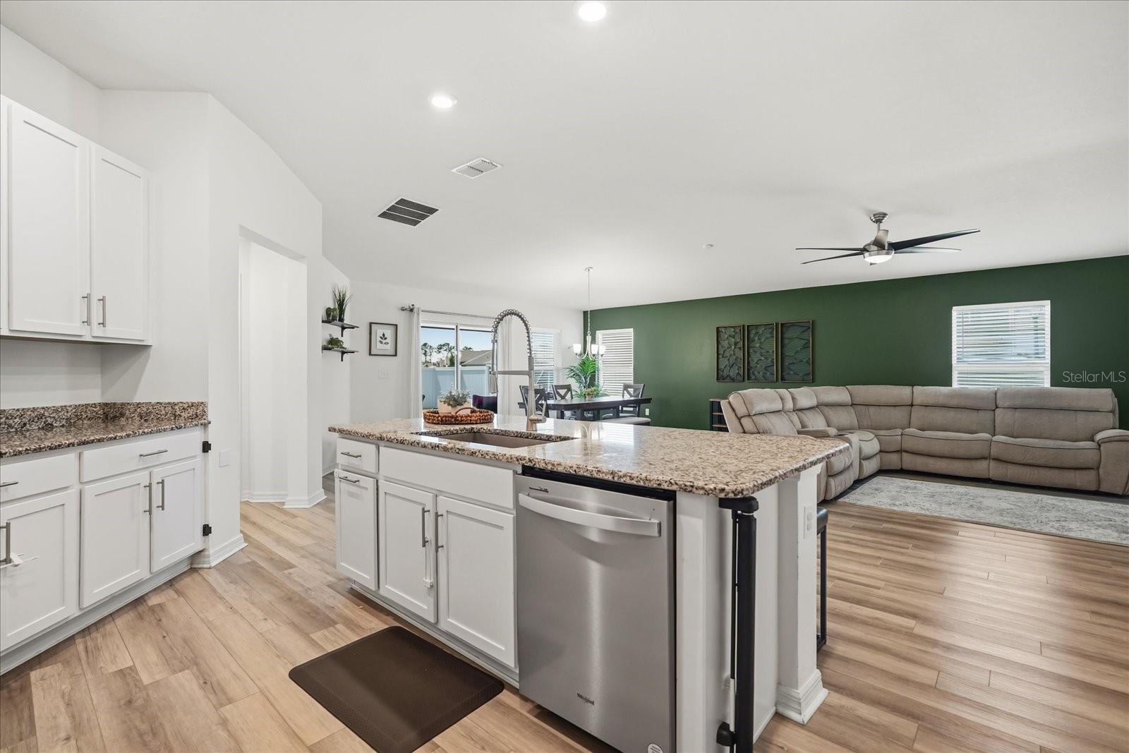 Image 6 of 23 For 4599 Plainview Road