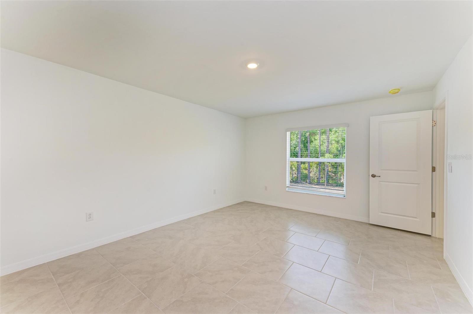 Image 15 of 26 For 23444 Steeple Avenue
