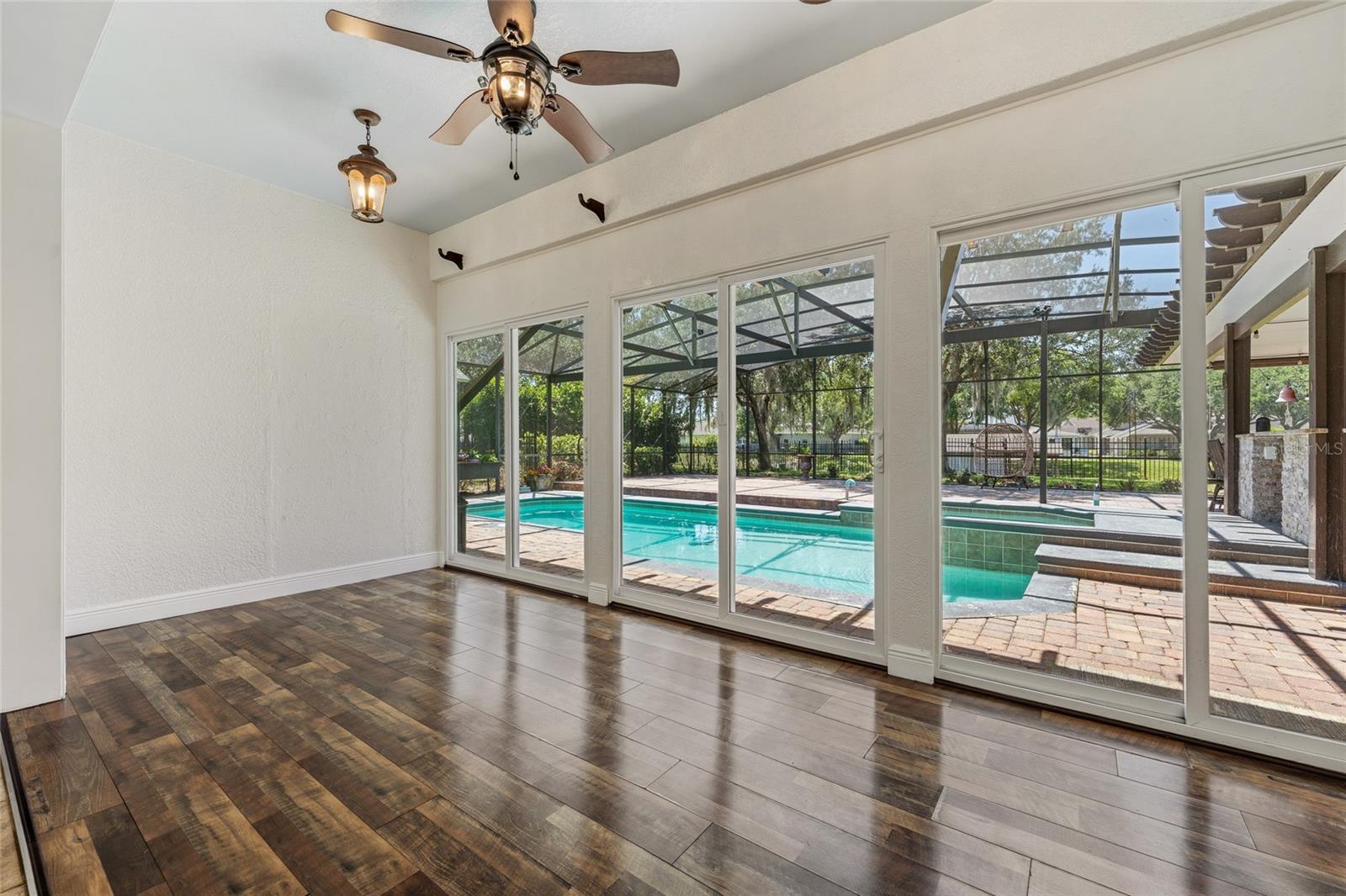 Image 14 of 53 For 13932 Florigold Drive