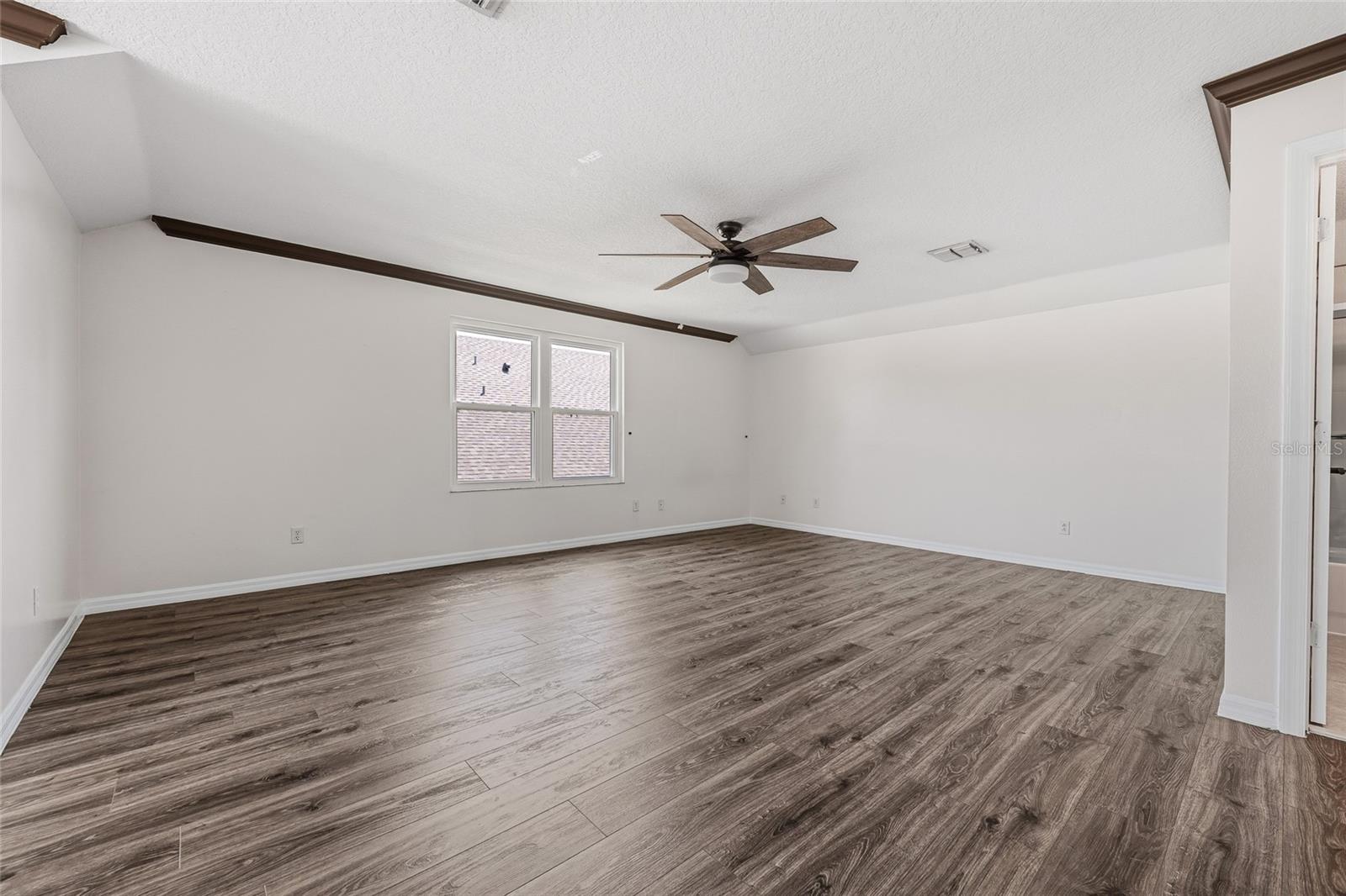 Image 29 of 53 For 13932 Florigold Drive