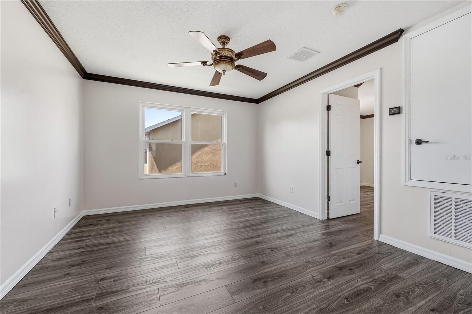 Image 34 of 53 For 13932 Florigold Drive